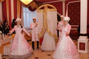 Выход невесты с шаныраком