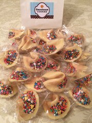 Печенья с предсказаниями «Omnomnom Cookies» в Астане.