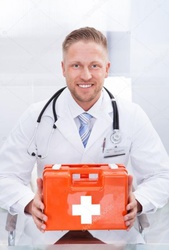 Выведение из запоя на дому, снятие похмельного синдрома